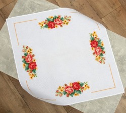 Zestaw do haftu krzyżykowego obrus - Róże